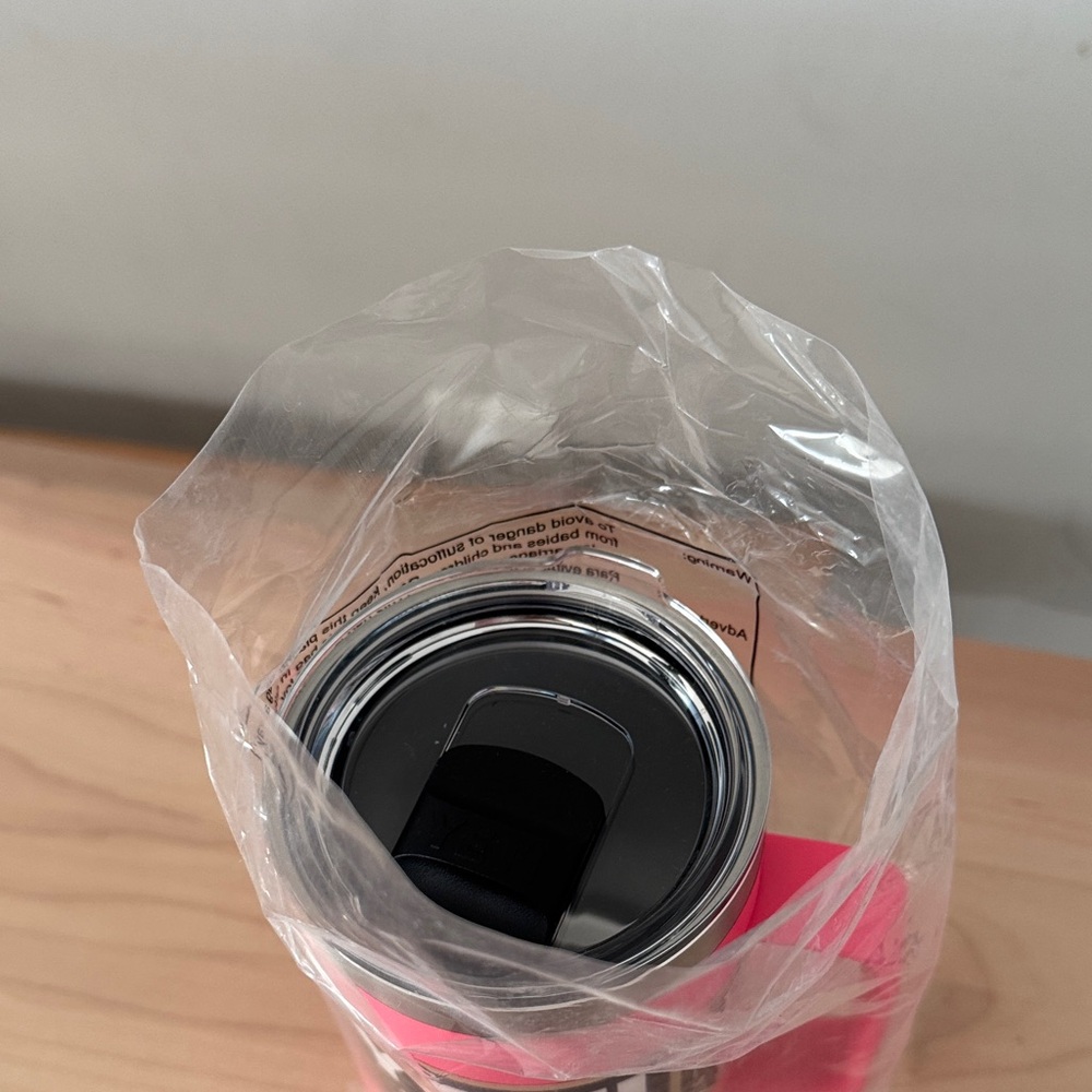 YETI RAMBLER® 24 OZ MUG WITH MAGSLIDER™ LID - Picture 2 of 2